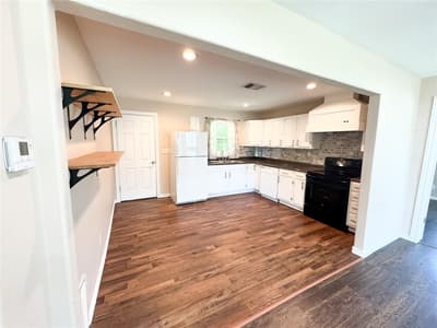 434 Woodlawn Street, Sulphur Springs TX 75482 - Photo 2