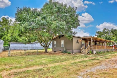 256 Newcastle Drive, Gordonville TX 76245 - Photo 3