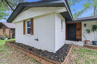 1920 Canterbury Street, Irving TX 75062 - Photo 4