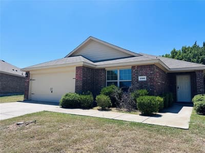 1703 Eagle River Trail, Lancaster TX 75146 - Photo 2