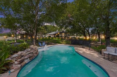318 Ridge Creek Road, Waxahachie TX 75167