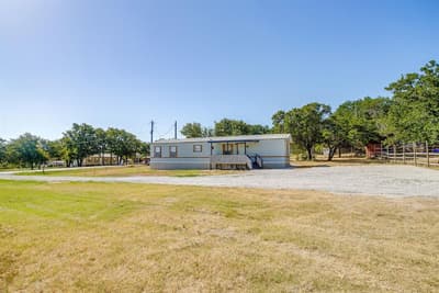 173 Briar Oaks Drive, Azle TX 76020 - Photo 5