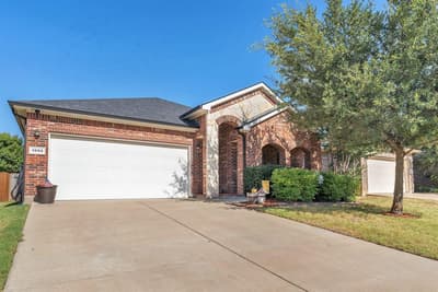 1052 Jodie Drive, Weatherford TX 76087 - Photo 2