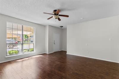 2805 Inniswood Circle, Arlington TX 76015 - Photo 5