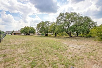 13041 Stacey Valley Drive, Azle TX 76020 - Photo 3