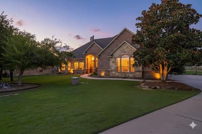 13041 Stacey Valley Drive, Azle TX 76020