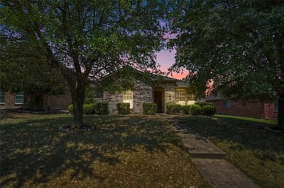1333 Illinois Avenue, Lancaster TX 75134