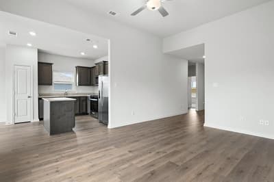 9637 Logan Square Drive, Fort Worth TX 76140 - Photo 4