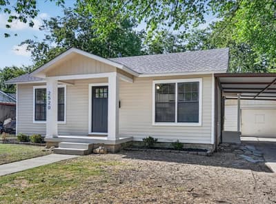 2520 Vera Cruz Street, Fort Worth TX 76106 - Photo 2