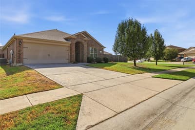 1299 Bent Grass Drive, Princeton TX 75407 - Photo 5