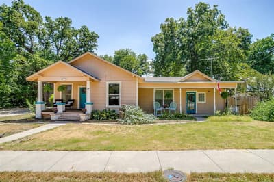 515 W Bridge Street, Weatherford TX 76086
