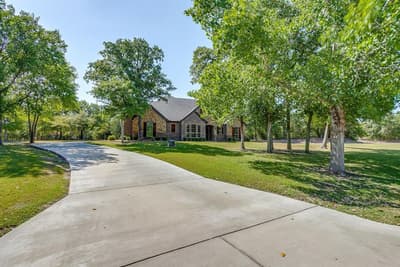 7259 Oak Creeks Court, Fort Worth TX 76135 - Photo 3