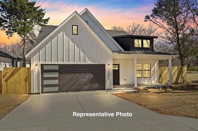 941 Robinhood Boulevard, Mesquite TX 75149 - Photo 2