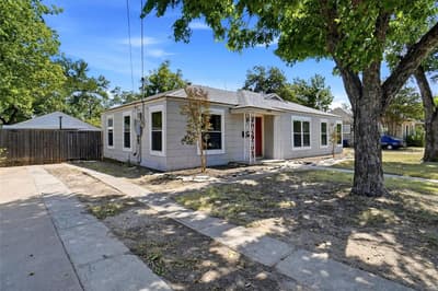 4005 Medford Road, Fort Worth TX 76103 - Photo 2