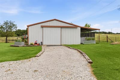 146 Private Road 1525, Bridgeport TX 76426 - Photo 2