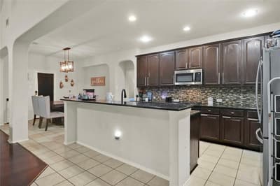 4951 Eyrie Court, Grand Prairie TX 75052 - Photo 5