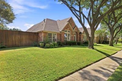 2910 Live Oak Drive, Rowlett TX 75088 - Photo 3