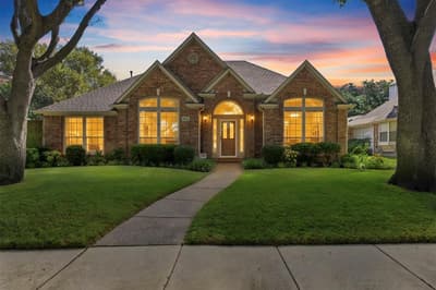 2910 Live Oak Drive, Rowlett TX 75088
