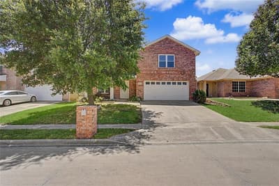 9941 Sparrow Hawk Lane, Fort Worth TX 76108