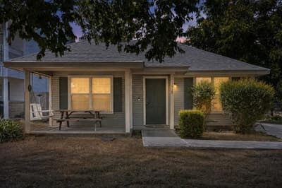 1929 S 14th Street, Waco TX 76706