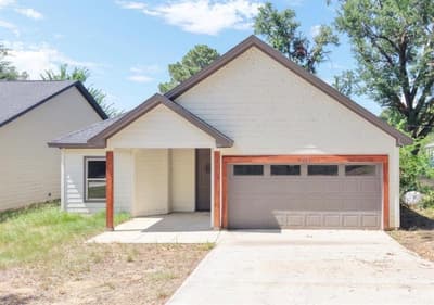 210 Holiday, Gun Barrel City TX 75156 - Photo 2