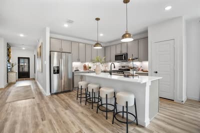 813 Alderwood Drive, Red Oak TX 75154 - Photo 4