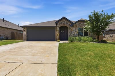 1032 Fairfax Drive, Godley TX 76044 - Photo 2