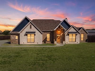 6450 Eyrie Bend, Waxahachie TX 75167