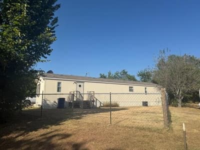 1002 E Business 380 # 9, Decatur TX 76234 - Photo 4