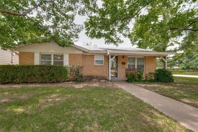 2002 Winthrop Street, Irving TX 75061