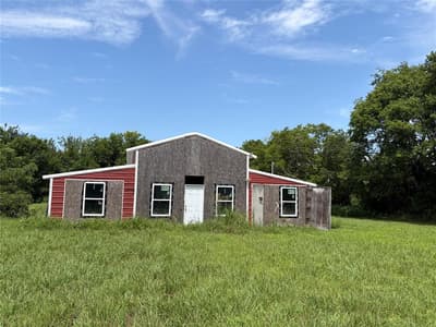 308 S Jernigan Street, Bells TX 75414 - Photo 4