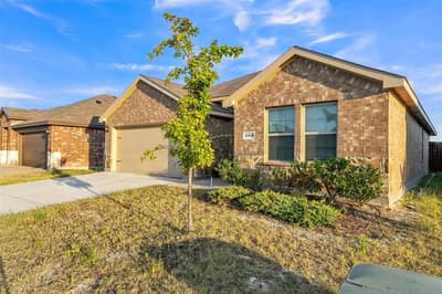 1748 Duskwood Drive, Lancaster TX 75146 - Photo 3
