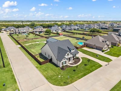 8908 Lazy Oak Drive, Justin TX 76247 - Photo 3