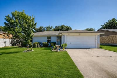 1105 Patrick Street, Crowley TX 76036
