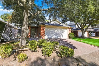 617 Renaissance Place, Cedar Hill TX 75104 - Photo 2