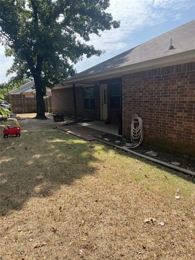 607 E Water Street, Weatherford TX 76086 - Photo 4
