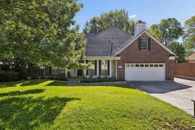 3718 Lakeview Drive, Grapevine TX 76051 - Photo 2