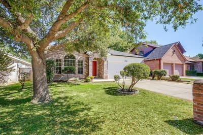 7452 Blackthorn Drive, Fort Worth TX 76137 - Photo 3