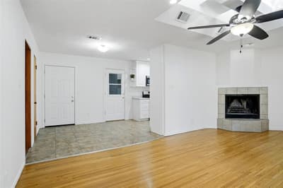 513 Kelly Terrace, Arlington TX 76010 - Photo 4
