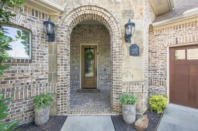 613 Sophie Lane, Colleyville TX 76034 - Photo 2
