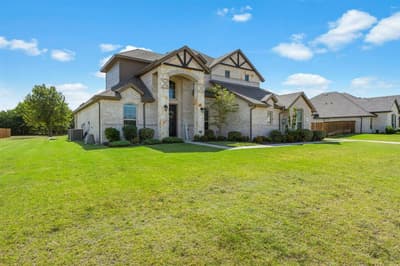 360 Crystal Lake Lane, Red Oak TX 75154 - Photo 2