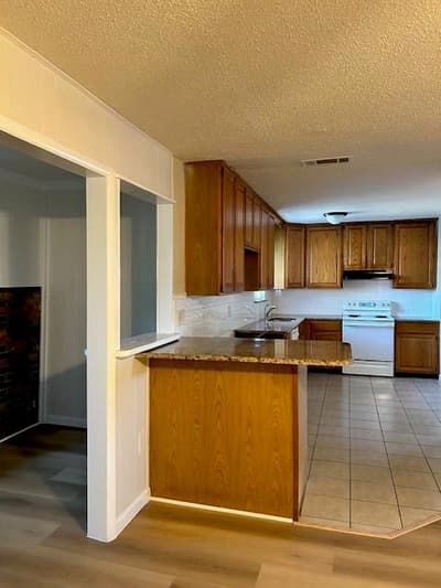 725 Keystone Street, Mesquite TX 75149 - Photo 3