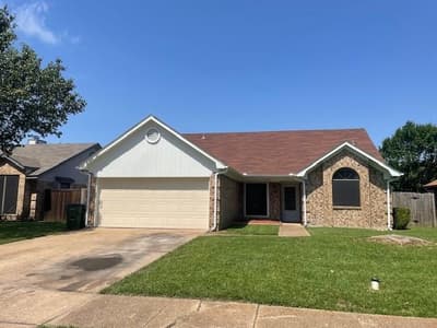 2115 Sunset Drive, Balch Springs TX 75180