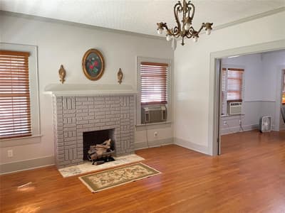 3915 Meadowbrook Drive, Fort Worth TX 76103 - Photo 3
