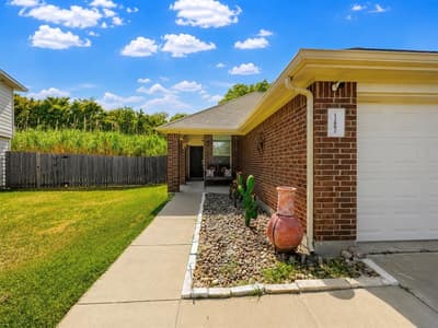 12802 Kyla Jean Court, Dallas TX 75253 - Photo 2