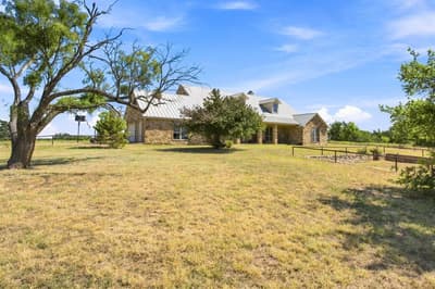 4350 Village Bend Road, Mineral Wells TX 76067 - Photo 3