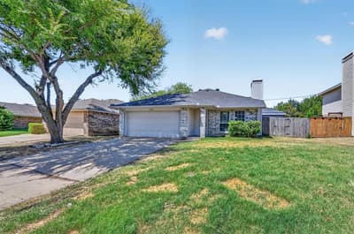 5204 Cornvalley Drive, Arlington TX 76017 - Photo 3