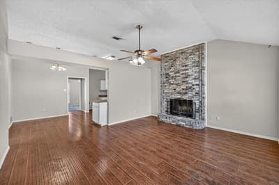 5204 Cornvalley Drive, Arlington TX 76017 - Photo 5