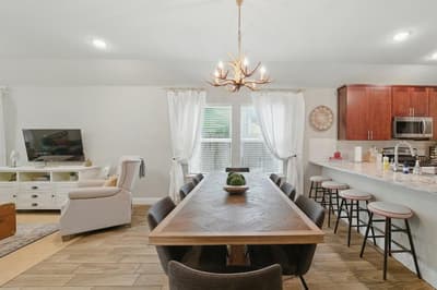 2409 Ross Avenue, Fort Worth TX 76164 - Photo 2