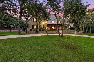 686 Knob Hill Court, Argyle TX 76226 - Photo 3